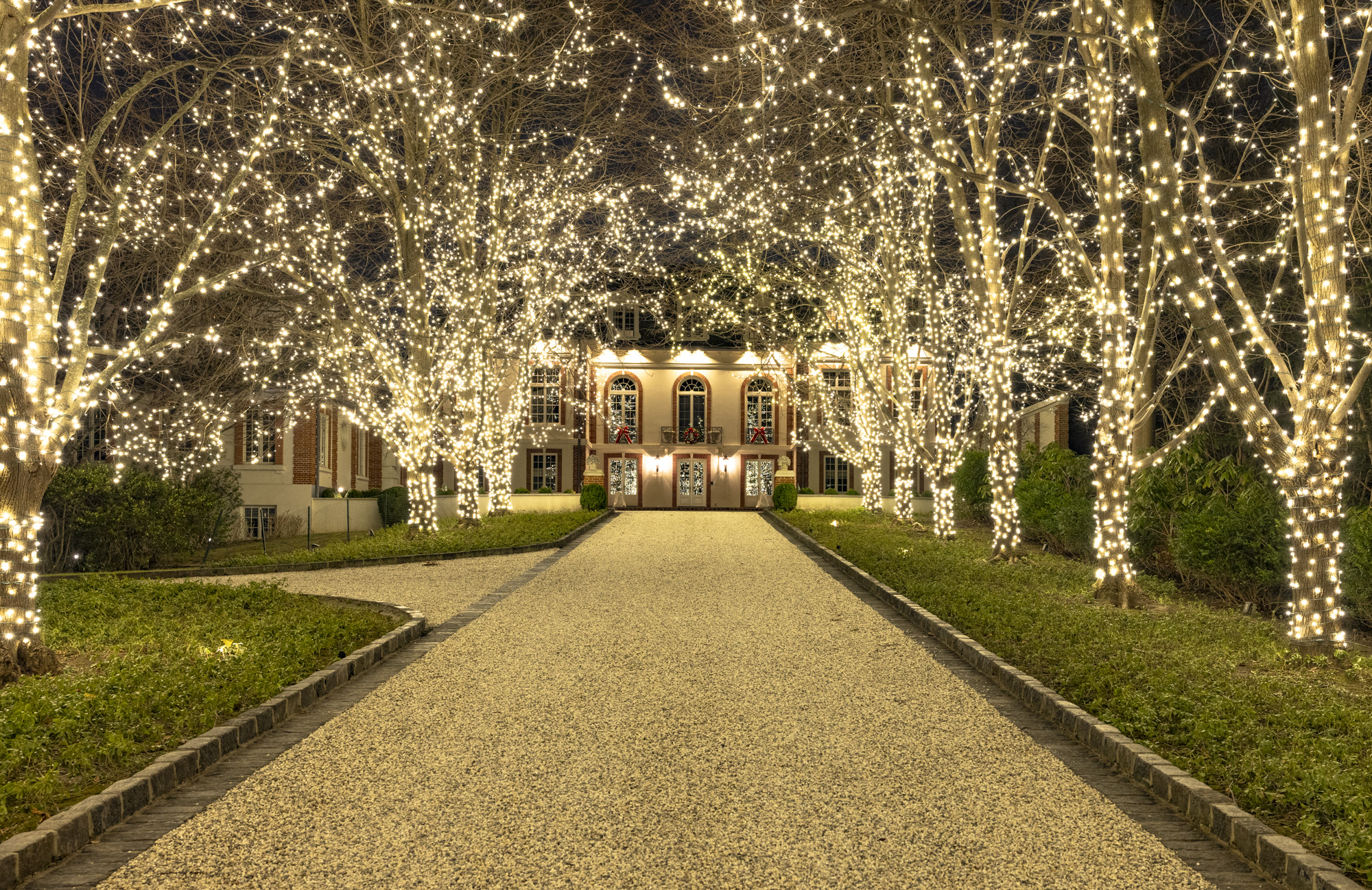 holiday lighting